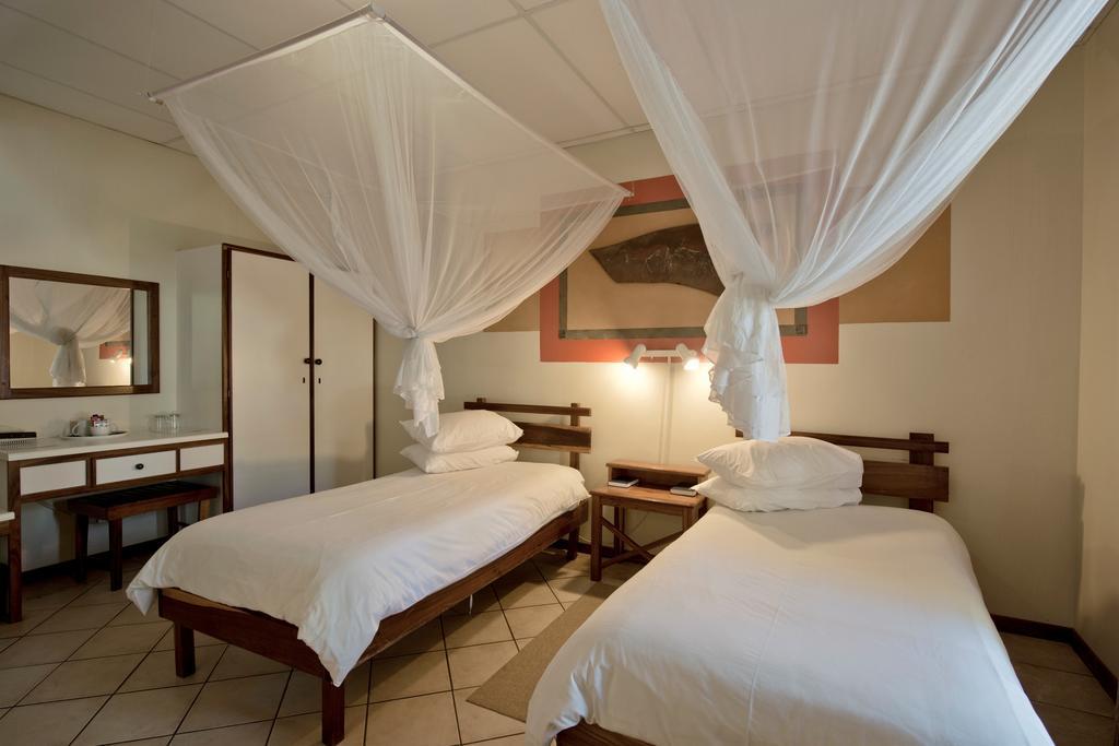 Oshakati Country Hotel Cameră foto