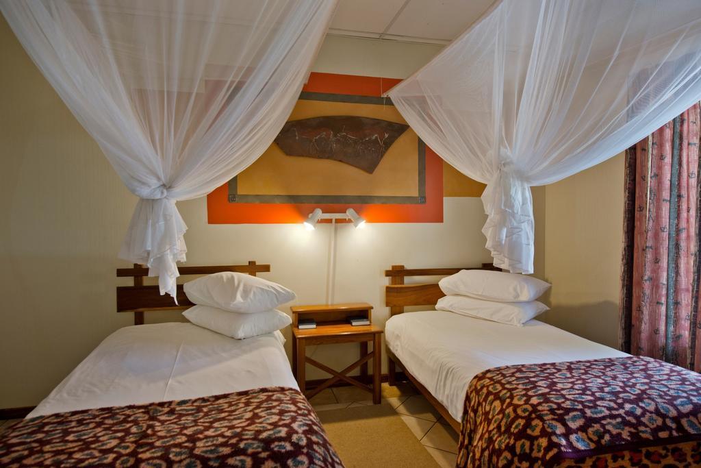 Oshakati Country Hotel Cameră foto